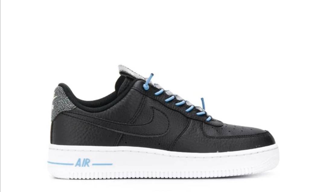 Social Nike