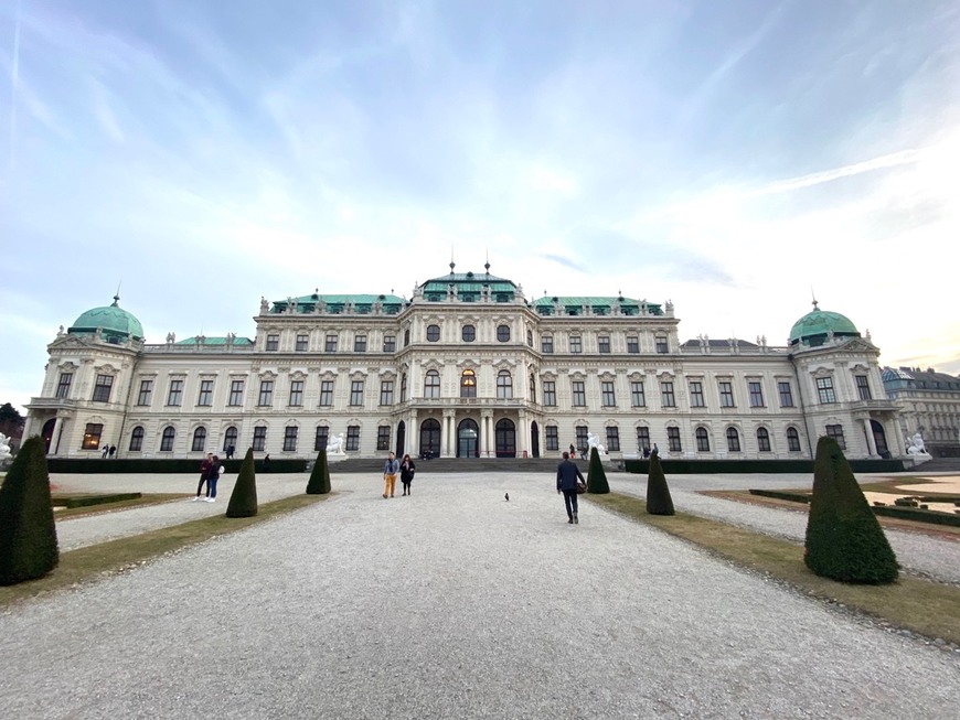 Place Belvedere Palace