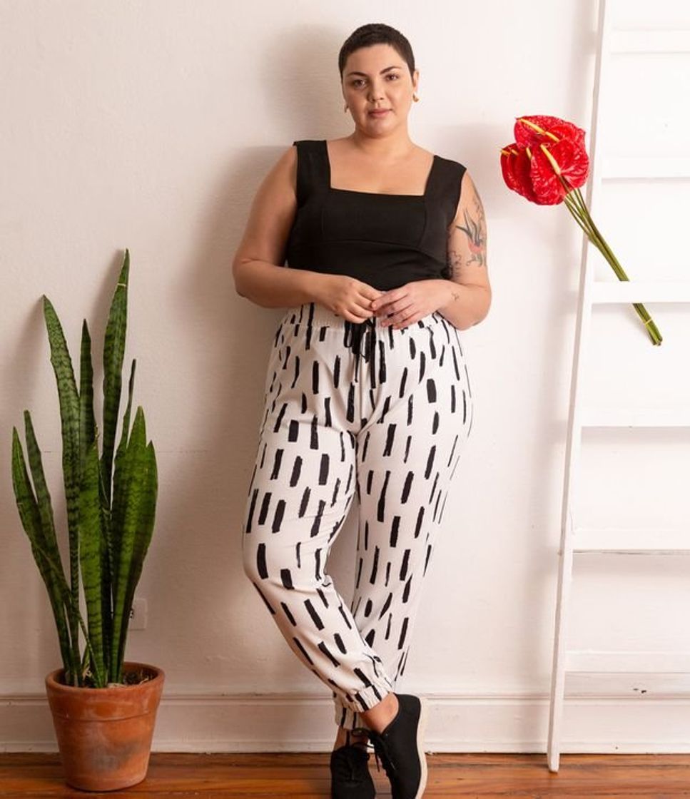 Moda Body Alça Larga Liso com Decote Quadrado Curve & Plus Size