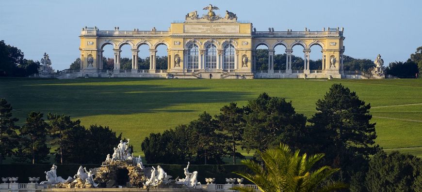 Place Gloriette Schloss Schönbrunn