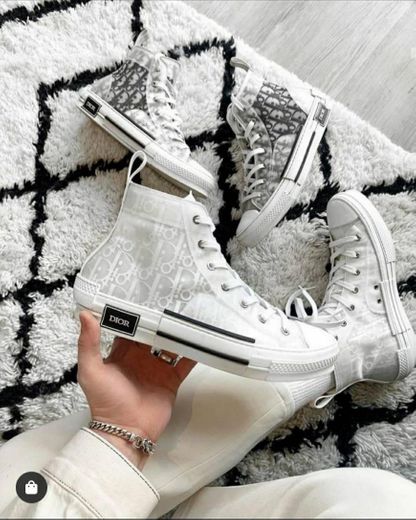 B23 High-Top Dior oblique sneaker
