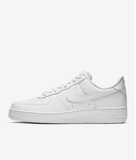 Nike Air Force 1 ‘07 all white