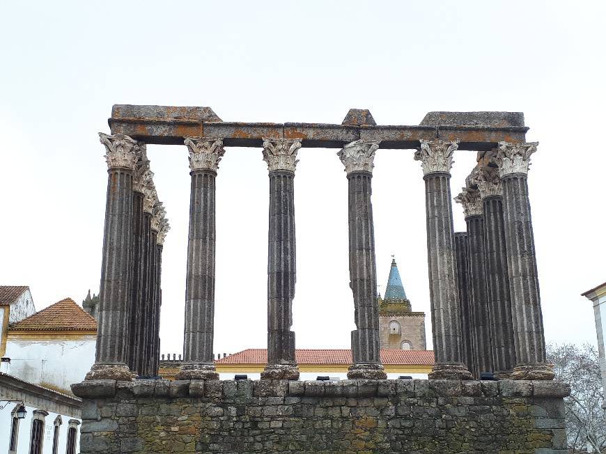 Place Évora