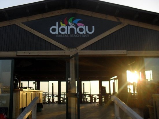 Restaurants Danau Beach Bar