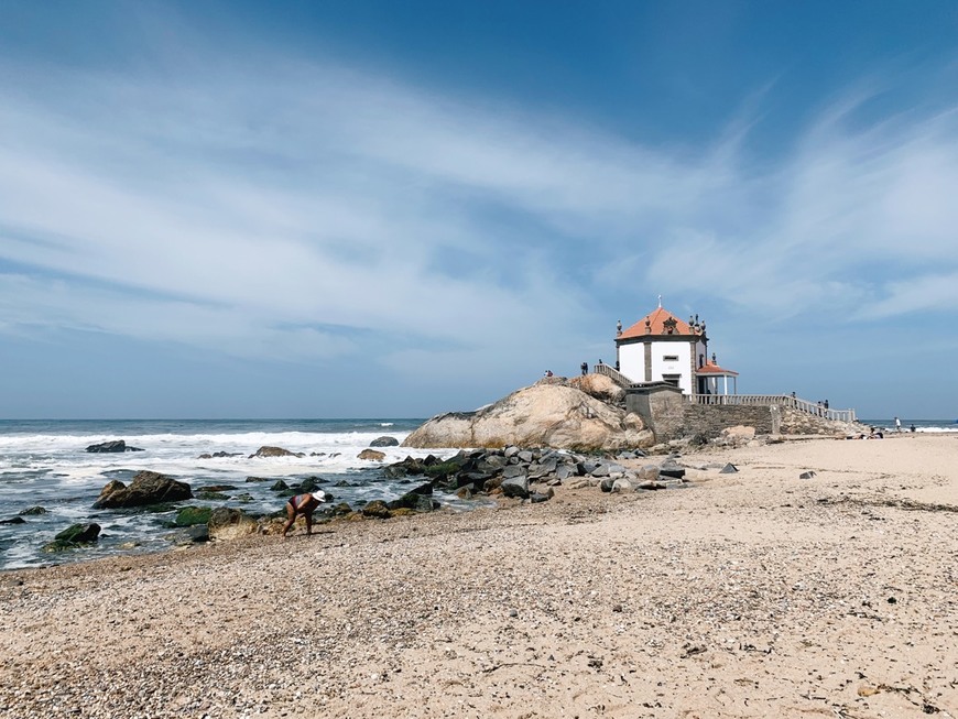 Lugar Capela do Senhor da Pedra - Miramar