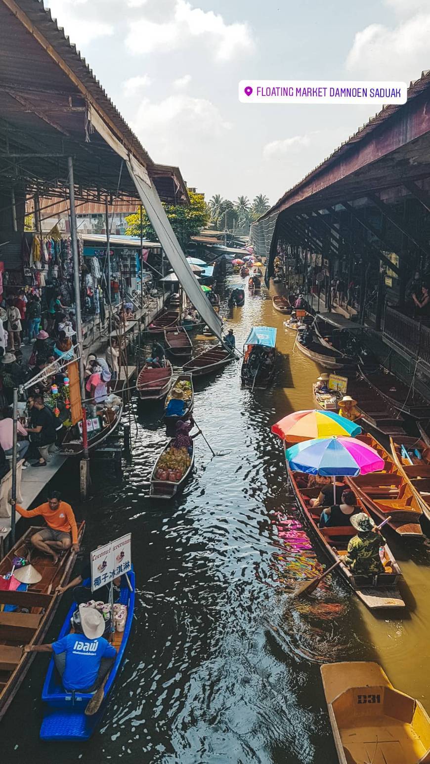 Place Damnoen Saduak Floating Market