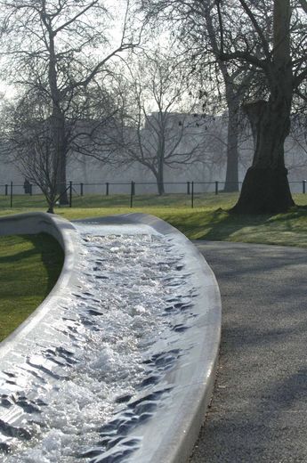 Diana memorial hyde park