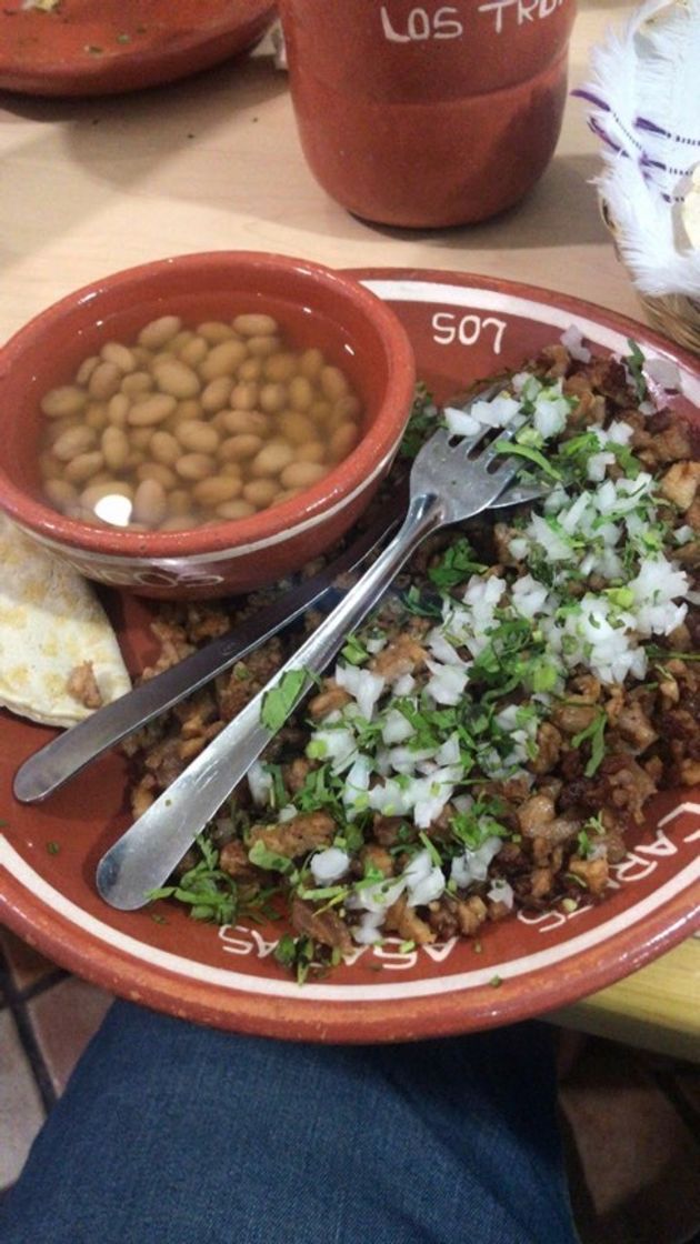 Restaurantes CARNES ASADAS Los troncos