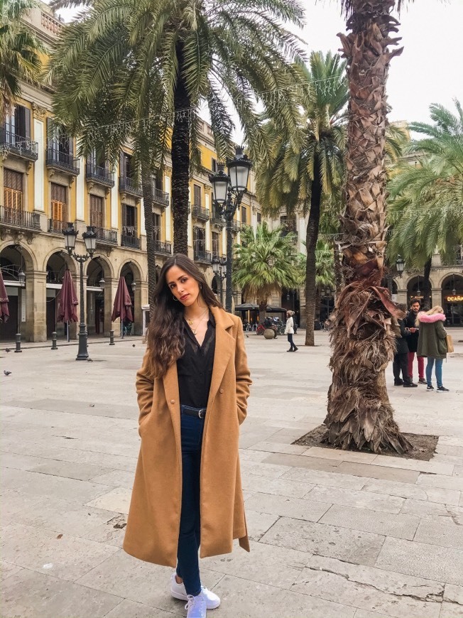 Lugar Plaça Reial