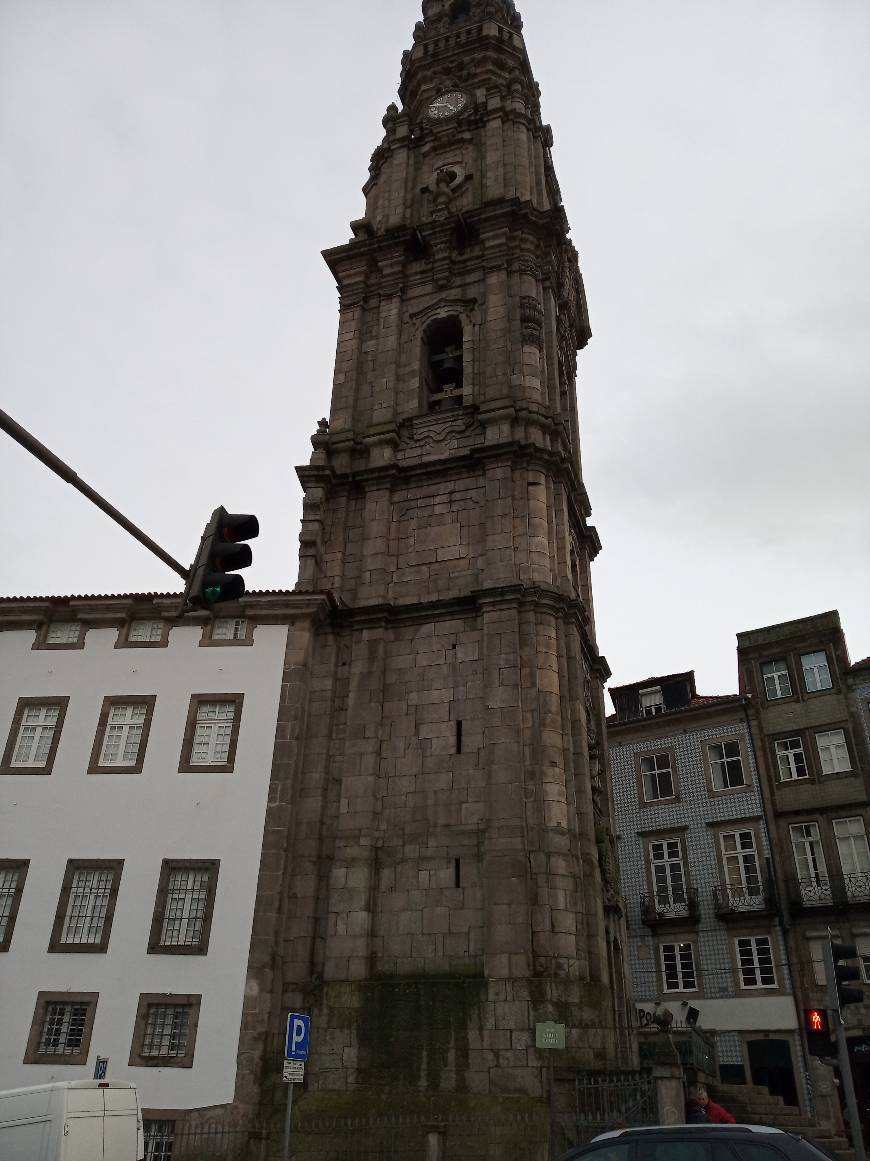 Place Clérigos Tower