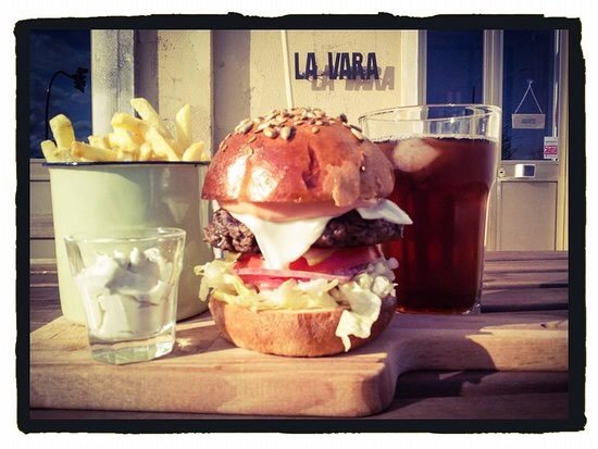 Restaurantes La Vara - Handmade Burgers & Portuguese Wines