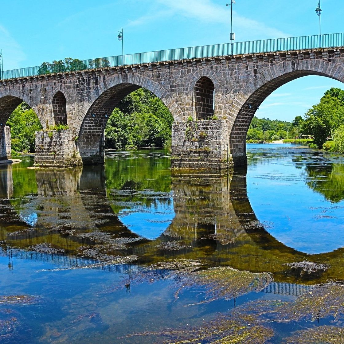 Lugar Ponte da Barca