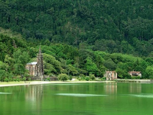 Furnas Lake