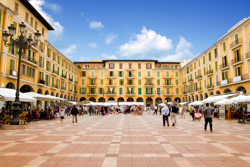 Lugar Plaza Mayor de Palma de Mallorca