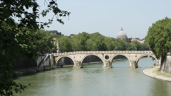 Place Ponte Garibaldi