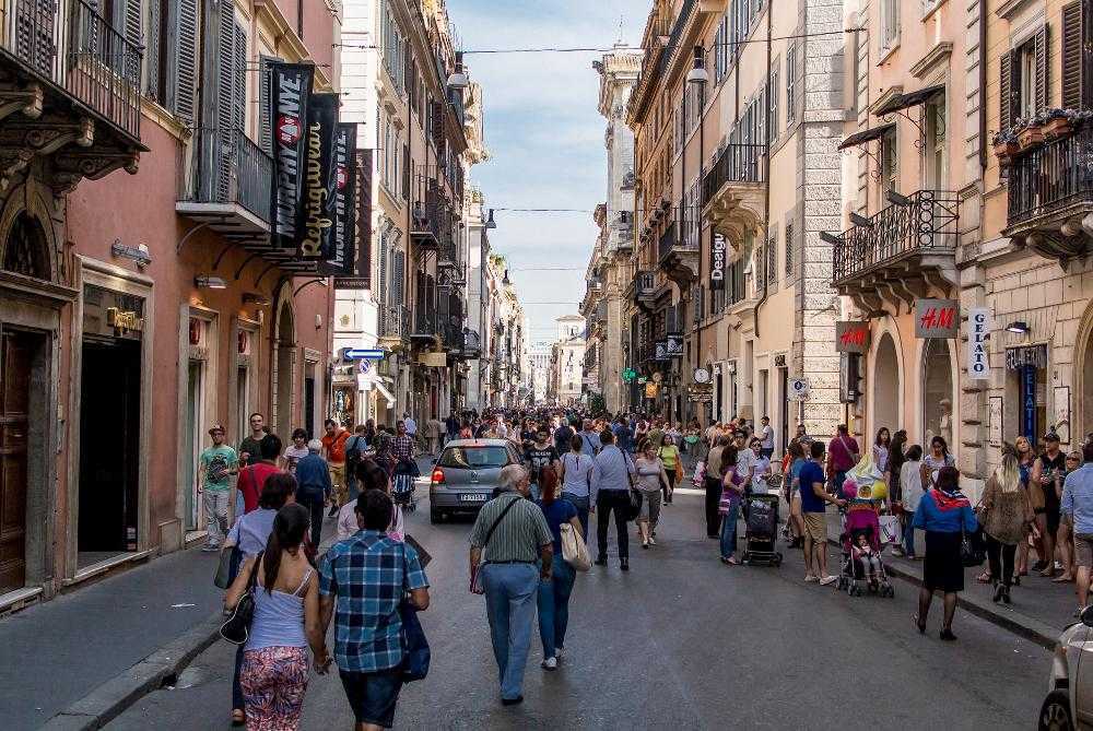 Place Via del Corso