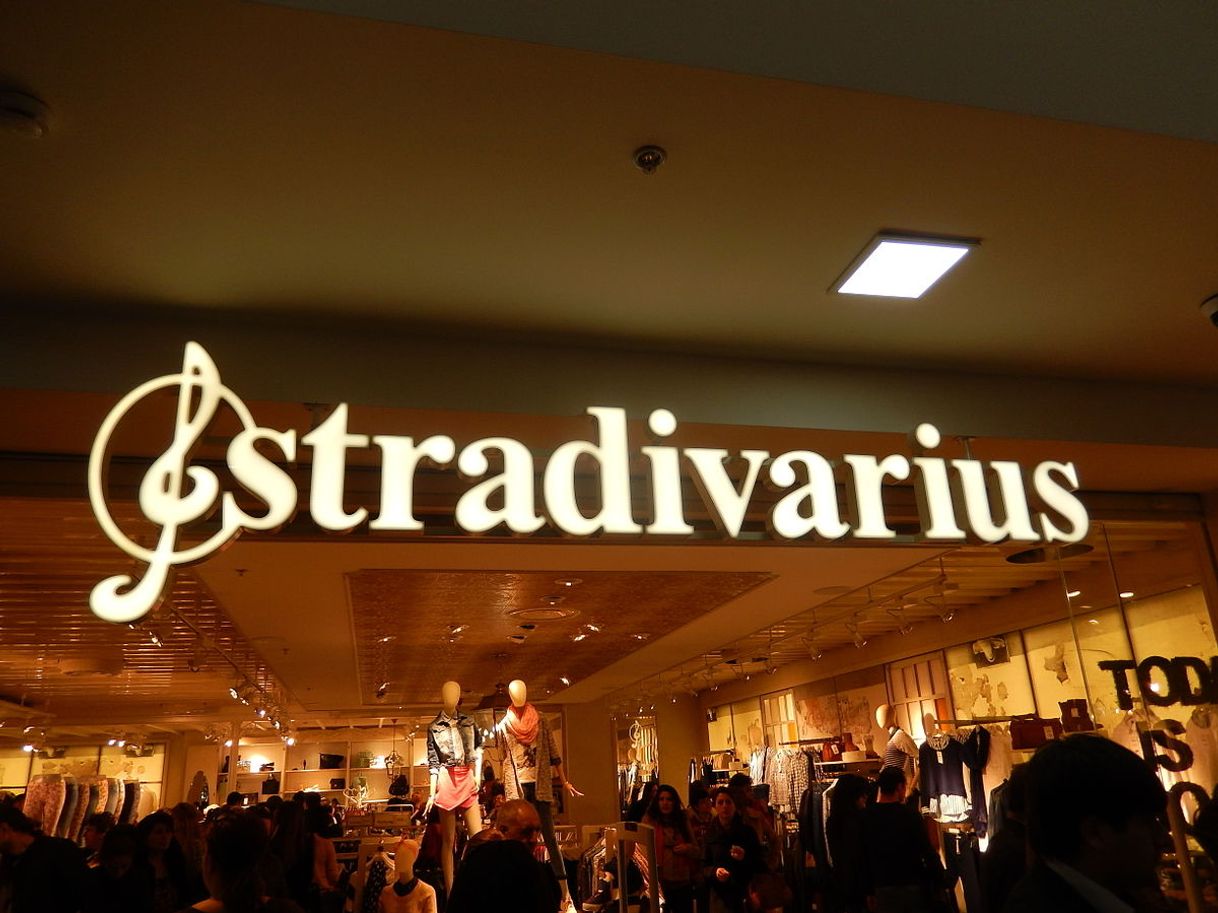 Places STRADIVARIUS