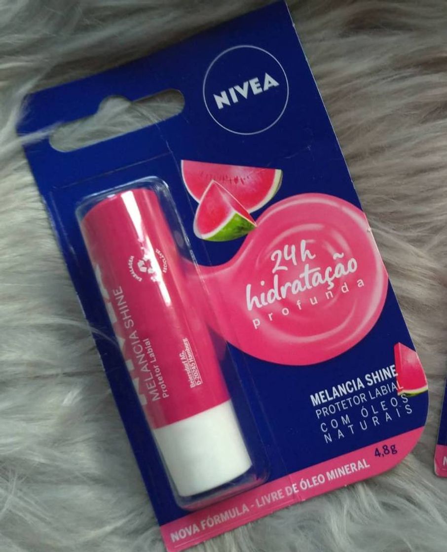 Products Lip balm Nívea