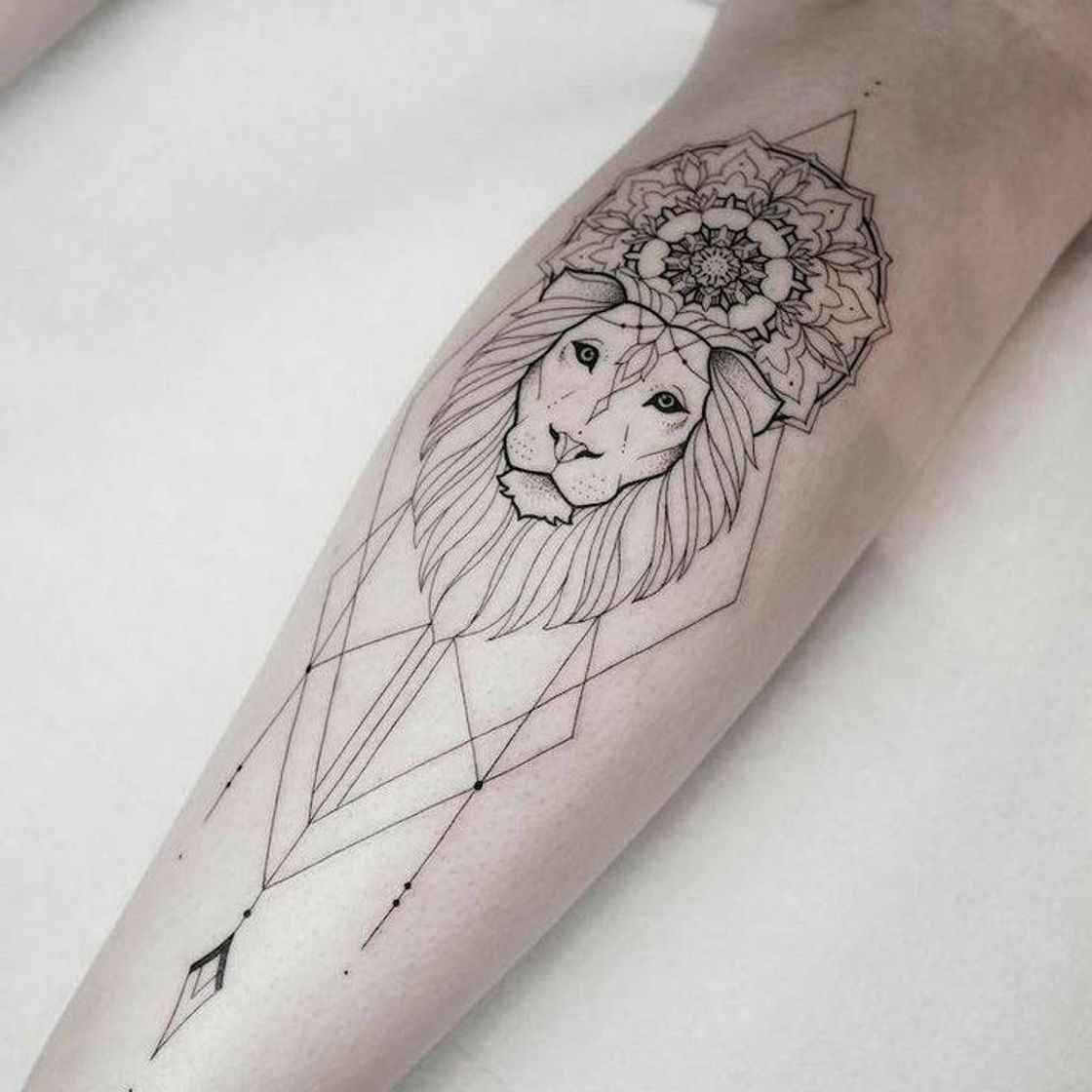 Fashion Tatto do signo de leão!💙