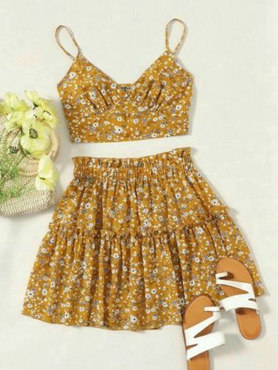 SHEIN Conjunto amarelo com florzinhas🌼🍃