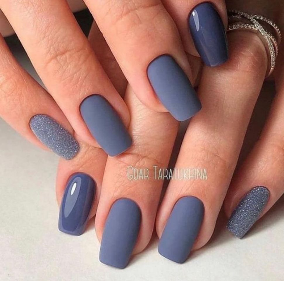 Moda Unhas azul claro curtas