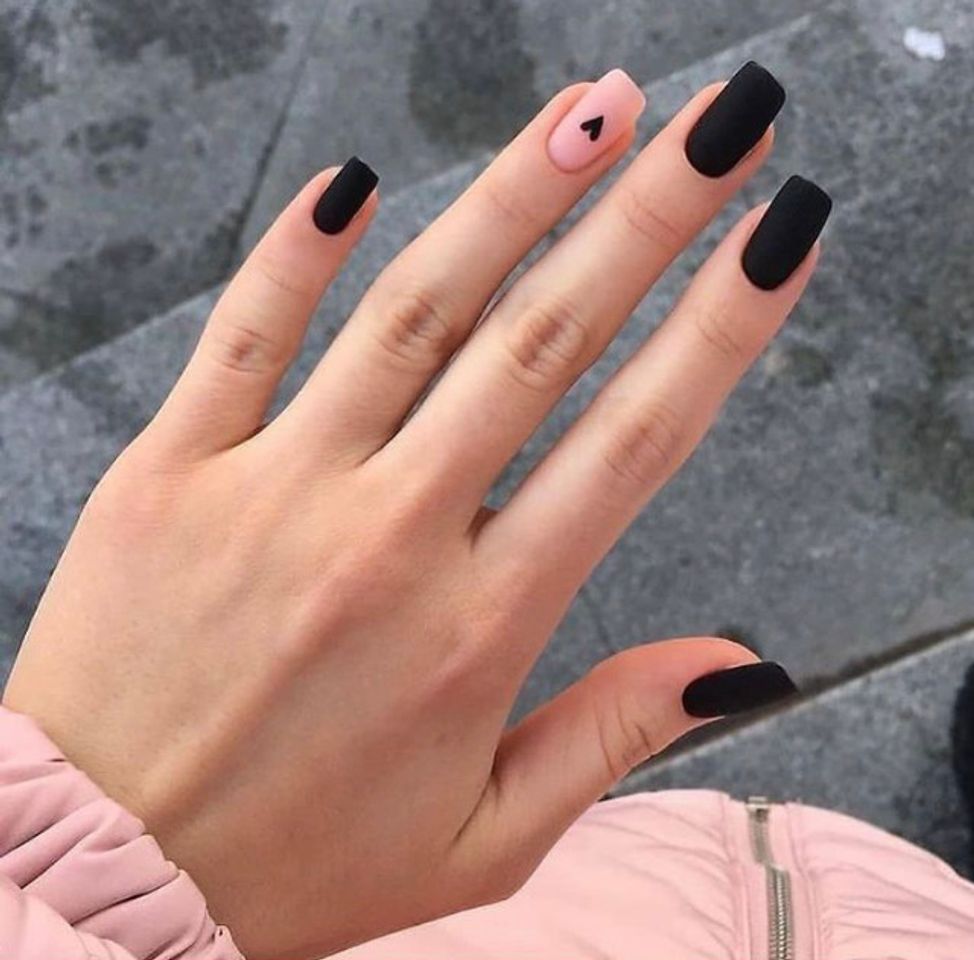 Moda Unhas rosa e preto