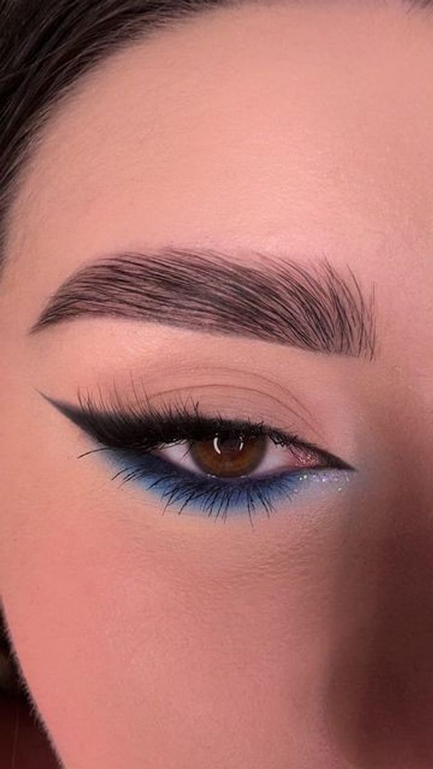 Social Maquiagem azul 