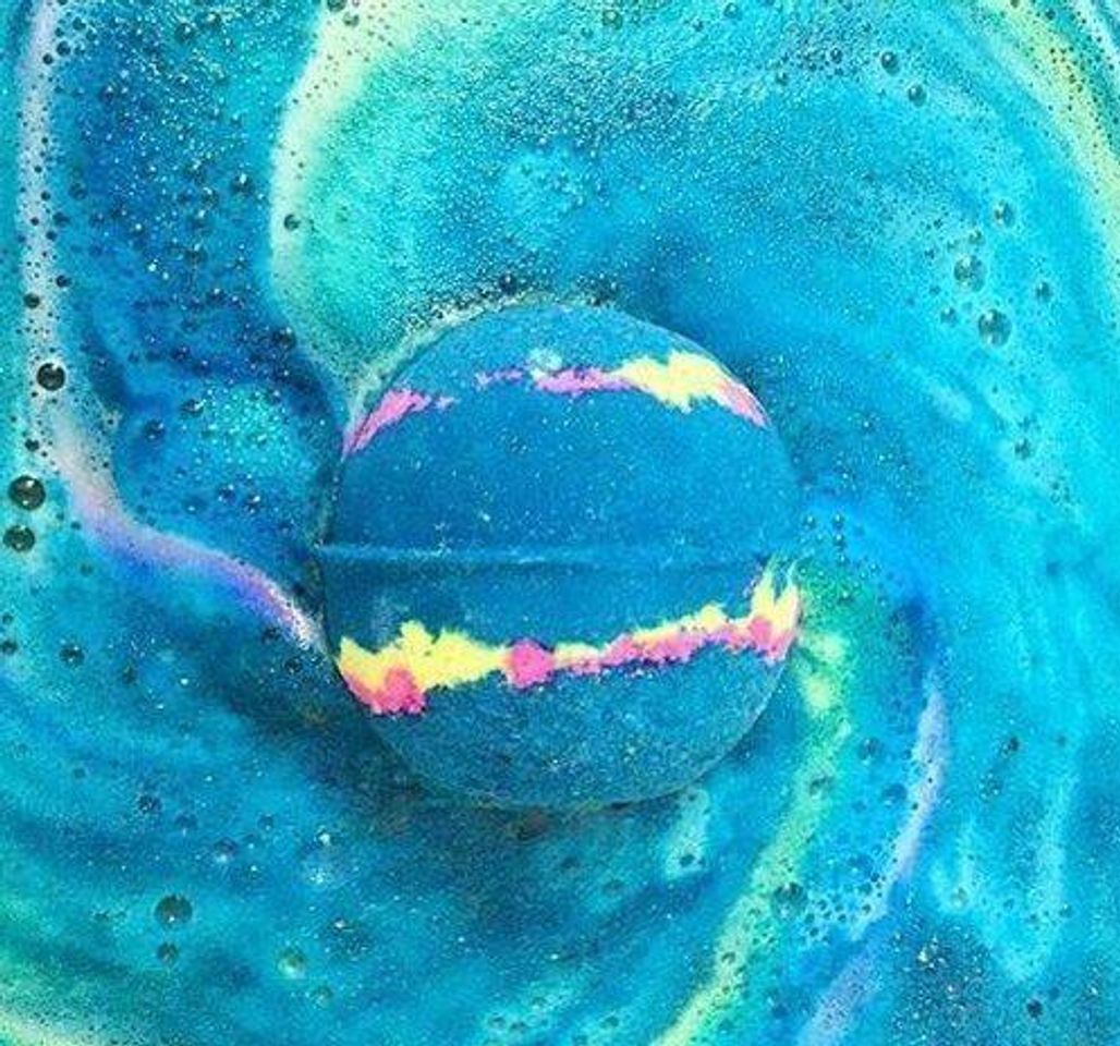 Moda Intergalactic | -Bombas de baño, Hidden and Seasonal, --#Bathart ...