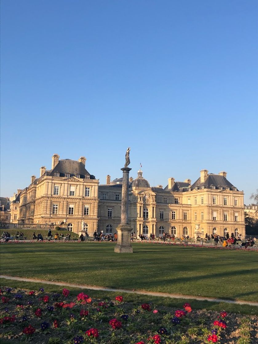 Place Jardines de Luxemburgo