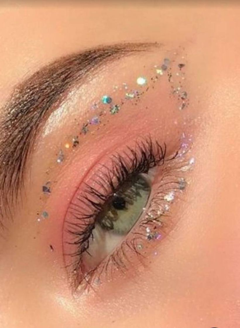 Moda Make linda cheia de glitter 😍✨