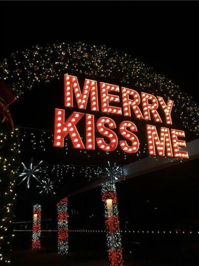 Merry kiss me ?💋