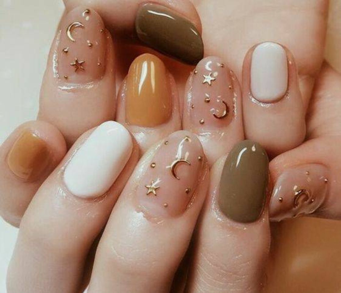 Social Short naills 