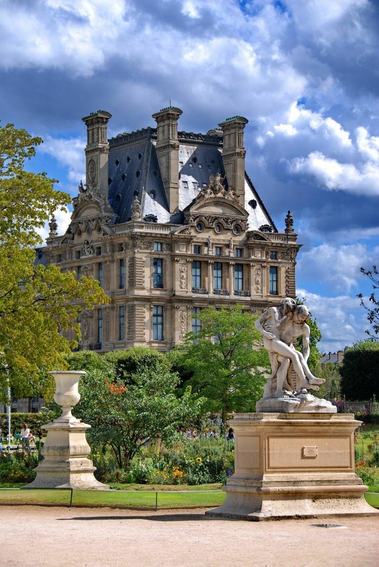 Social Paris.