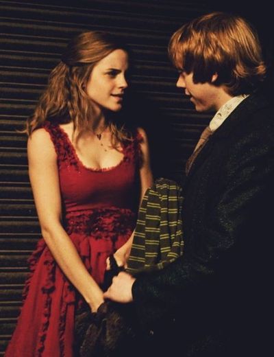 Ron Weasley & Hermione Granger 