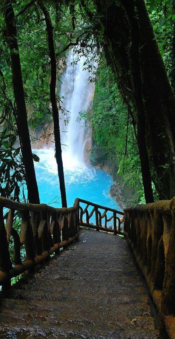 Moda Rio celeste waterfall , Costa Rica,  bela paisagem💙