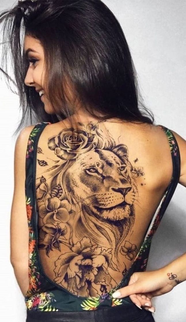 Moda Tatuagens femininas 🔥👩🏽‍🦱✨