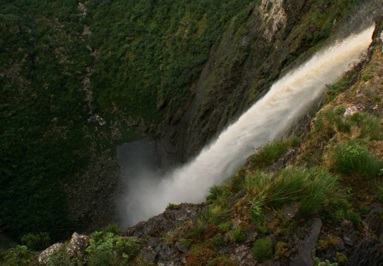 Place Cachoeira da Fumaça