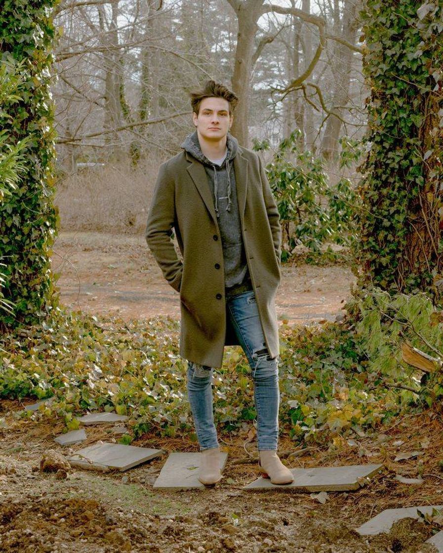 Social Fotos do Mat Barzal