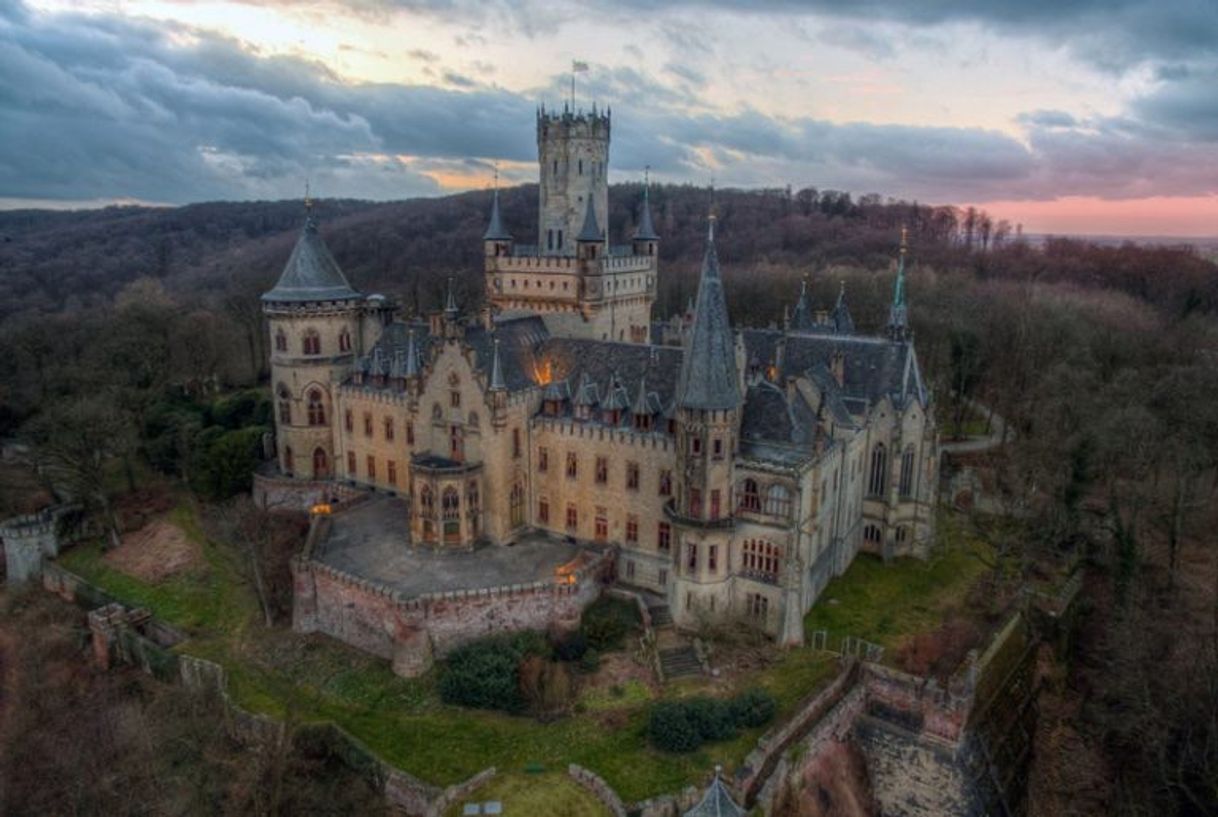 Place Schloss Marienburg