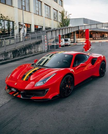 Ferrari🌟