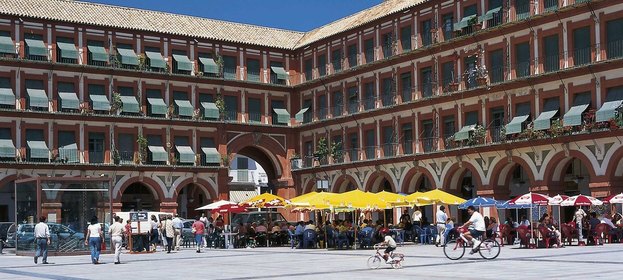 Lugar La Plaza de la Corredera