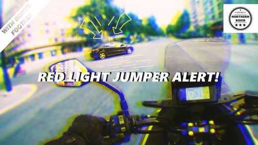 #82 - Red light jumper alert!