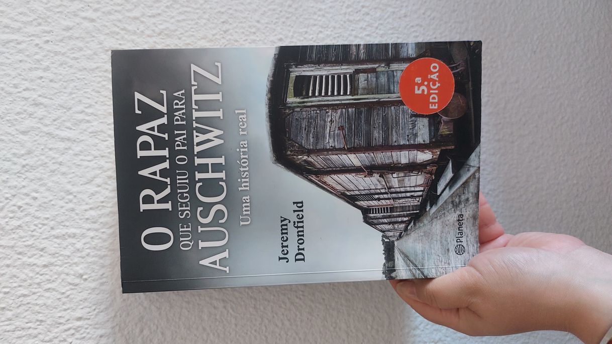 Book O rapaz que seguiu o pai para Auschwitz