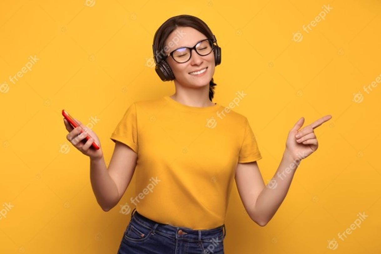 Canción Uma playlist feliz