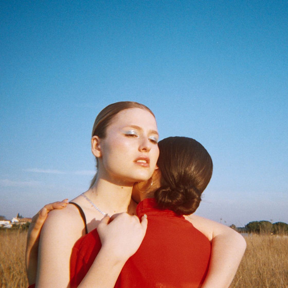 Canción Tú Mente y Yo Corazón