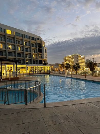 Dolmen Hotel Malta