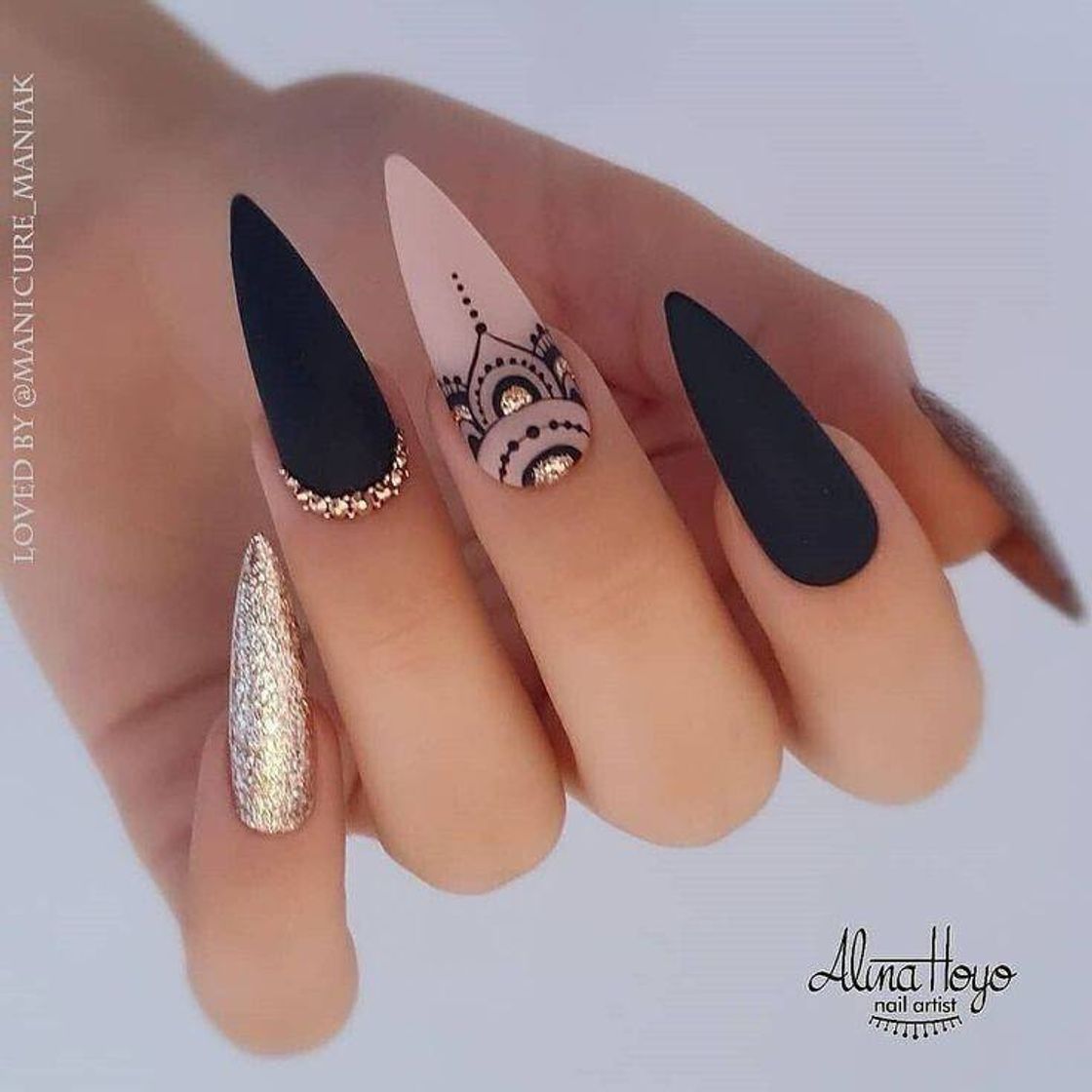 Fashion beautiful nails