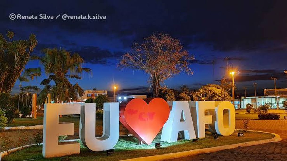 Centro de minha cidade praça!