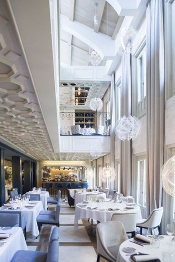 Restaurante de Moda, Lux Madrid