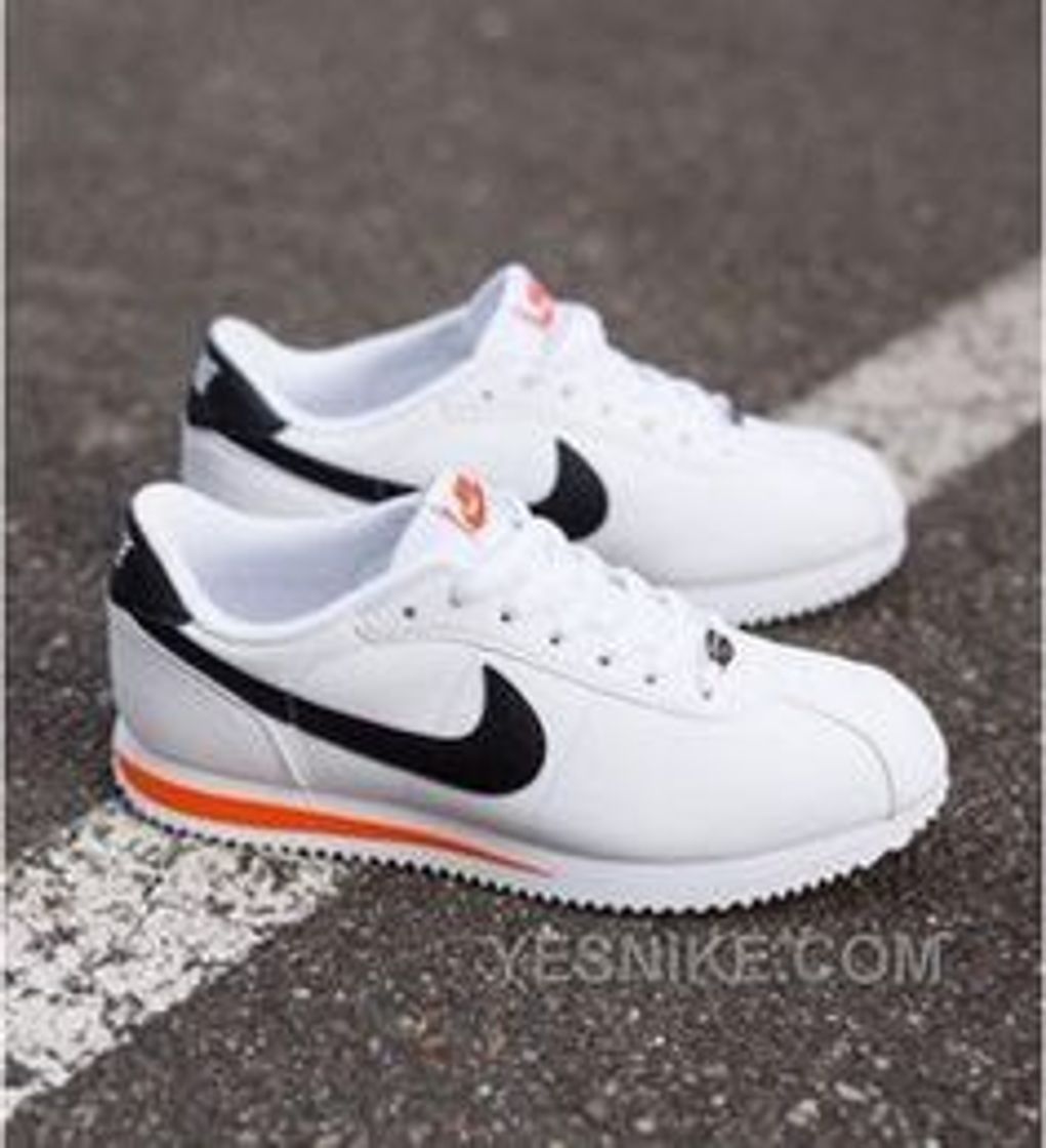 Social Nike Men's Cortez Basic Leather Shoe, Zapatillas de Trail Running para Hombre,